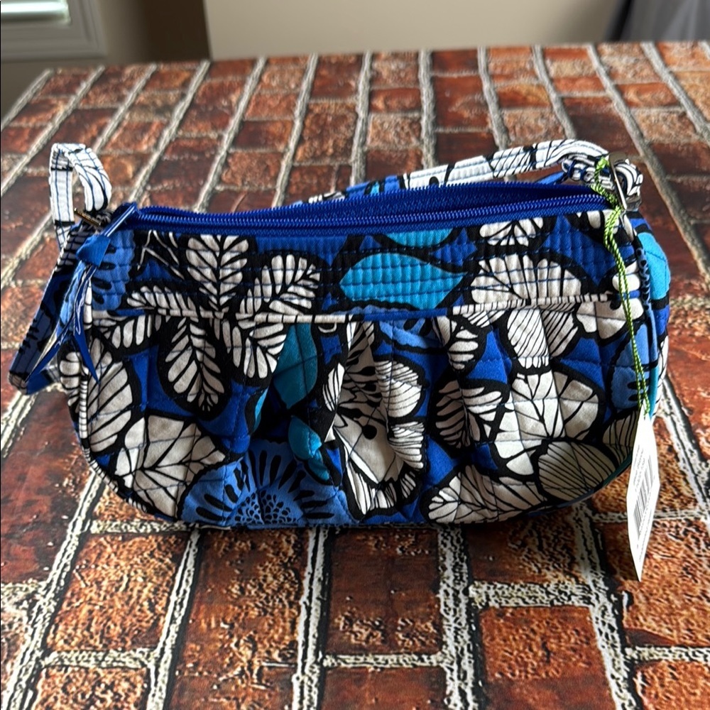 NWT Vera Bradley Blue and White Shoulder Bag and Wallet Set - Picture 6 of 7